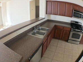 14465 Jacinto Ramos Ave in El Paso, TX - Building Photo - Building Photo