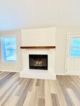 2735 W Katella Ln in Springfield, MO - Building Photo - Building Photo