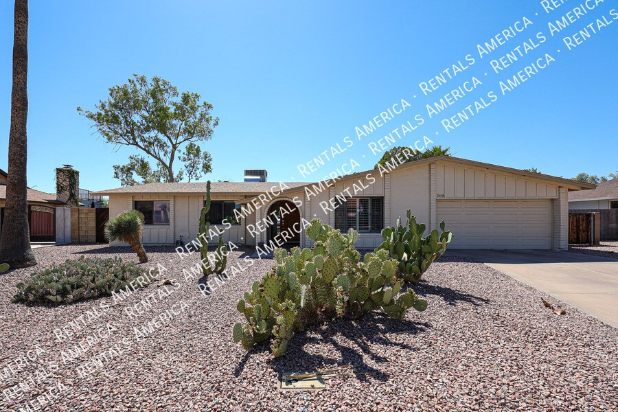 2636 S Reyes in Mesa, AZ - Building Photo