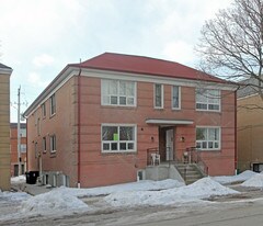 14 Norris Cres in Toronto, ON - Building Photo