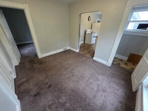 420 Maple St in Eau Claire, WI - Building Photo - Building Photo
