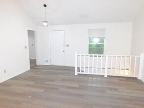 506 Magnolia Dr in Woodstock, GA - Building Photo - Building Photo
