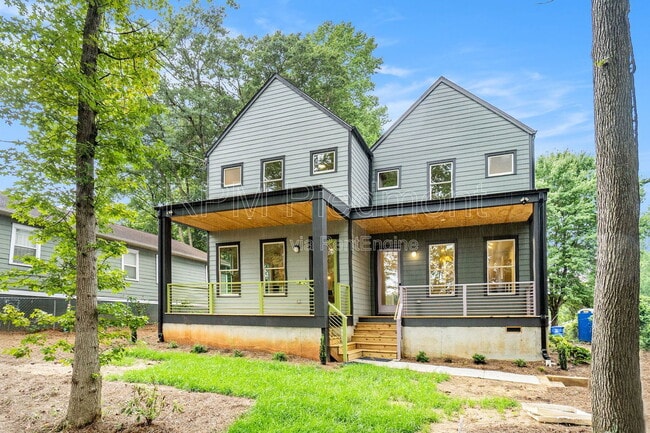 property at 1081 Hill St SE