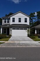 33 Oakmoss Dr in Saint Johns, FL - Building Photo