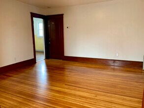 20 5th Ave in Danbury, CT - Building Photo - Building Photo