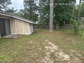 419 Loblolly Ct in Fayetteville, NC - Building Photo - Building Photo