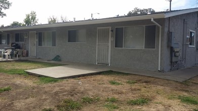 2992 Altos Ave in Sacramento, CA - Building Photo - Building Photo