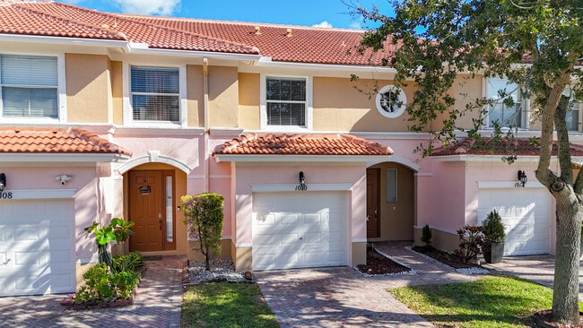 property at 1010 Seminole Palms Dr