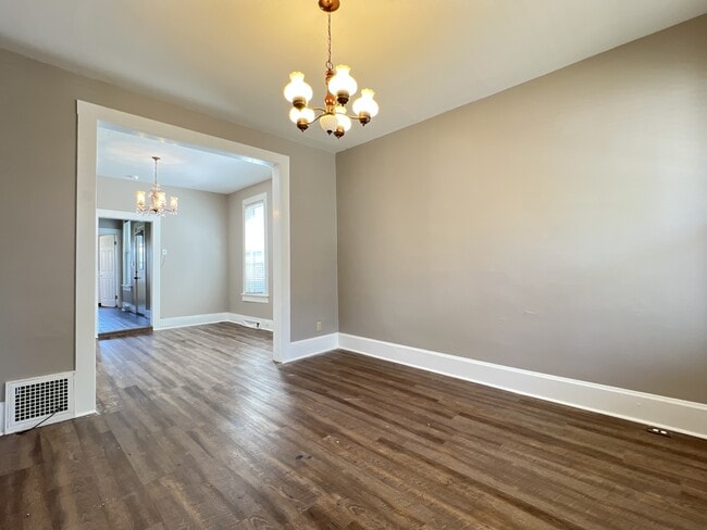 2636 Jackson St in Dubuque, IA - Building Photo - Building Photo