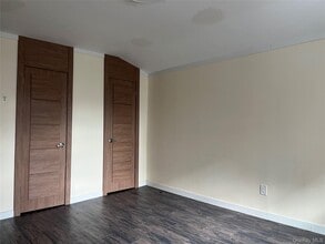 142-01 37th Ave in Queens, NY - Building Photo - Building Photo