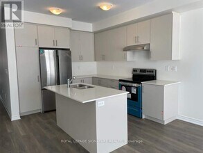 41 Greer St in Barrie, ON - Building Photo - Building Photo