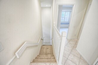 1580 Clermont Dr in Naples, FL - Building Photo - Building Photo