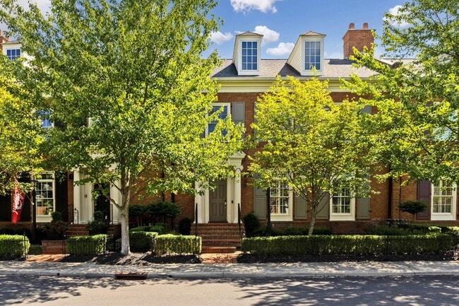 property at 28 Keswick Dr