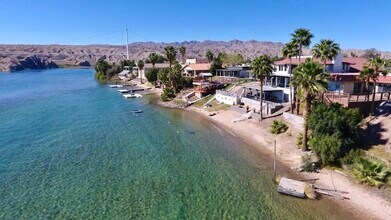 2077 Whitewater Dr in Bullhead City, AZ - Building Photo - Building Photo