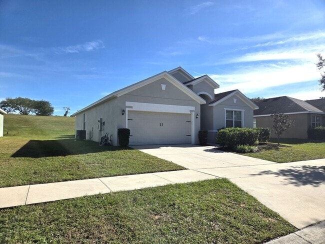 213 Blackstone Creek Rd in Groveland, FL - Building Photo - Building Photo