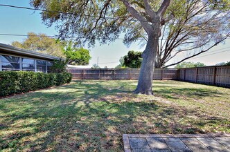 10994 90th Terrace in Seminole, FL - Building Photo - Building Photo