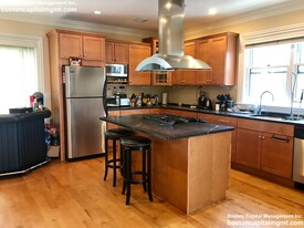 362 Dorchester St, Unit 3 Apartamentos