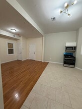 826 S 15th St, Unit 1 in Newark, NJ - Building Photo - Building Photo