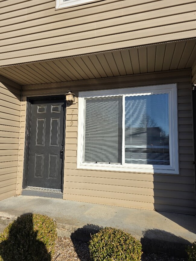 property at 719 N Beverly Ln