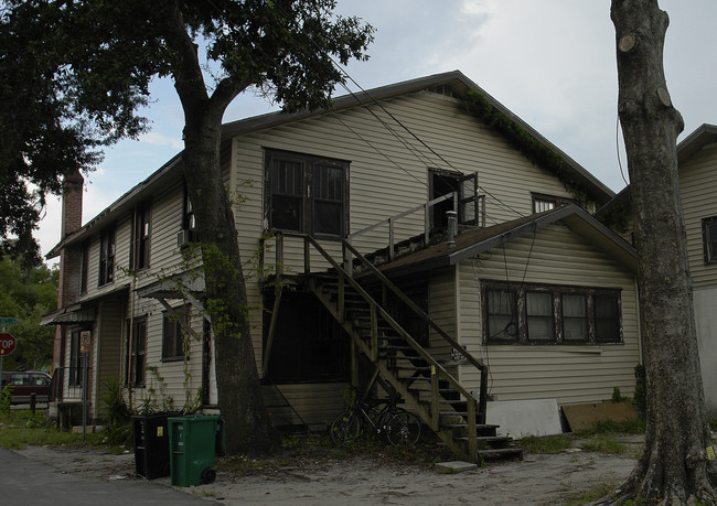 410 NW 13th St in Gainesville, FL - Building Photo - Building Photo