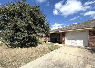 2703 Vernice Loop, Unit A in Killeen, TX - Foto de edificio - Building Photo