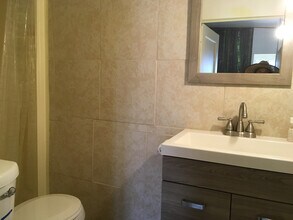 3700 Linda Vista Dr in Fallbrook, CA - Building Photo - Building Photo