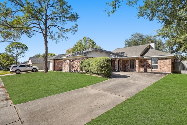 4411 Leyland Dr in Pearland, TX - Building Photo - Building Photo