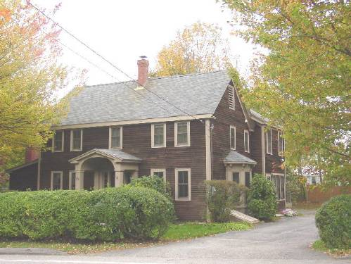 59 Allen Avenue Ext in Falmouth, ME - Foto de edificio