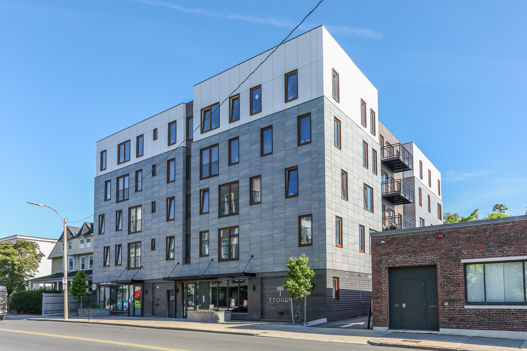 Ttoren Flats in Allston, MA - Foto de edificio