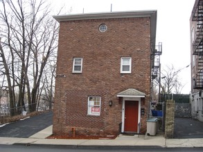 103 Belleville Ave in Belleville, NJ - Foto de edificio - Building Photo