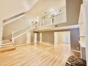 1003 Sandra Dr in Mary Esther, FL - Building Photo - Building Photo