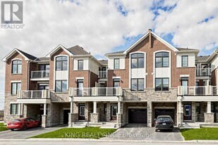 106 Yorkshire Dr in Barrie, ON - Building Photo