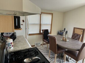 3827 E Edgerton Ave in Cudahy, WI - Building Photo - Building Photo