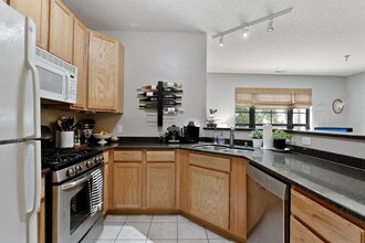 2566 Ellis Ave, Unit 6134 in St. Paul, MN - Building Photo - Building Photo