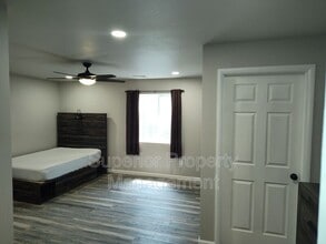 2003 Meadow Dr in Cheyenne, WY - Building Photo - Building Photo
