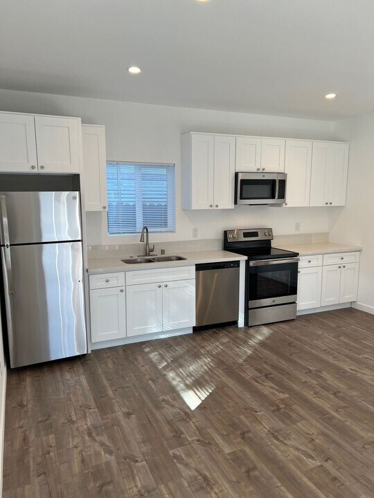 456 N Batavia St, Unit 458 in Orange, CA - Building Photo