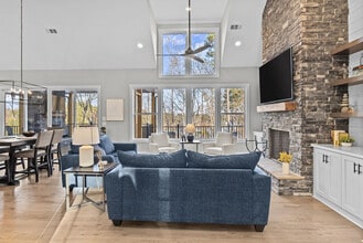 533 Tom Cobb Dr in Hartwell, GA - Building Photo - Building Photo