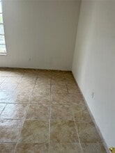 8840 Fontainebleau Blvd, Unit 401 in Miami, FL - Building Photo - Building Photo