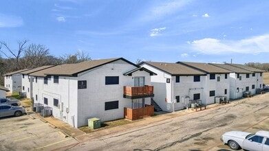 The Crawford at Denison in Denison, TX - Foto de edificio - Building Photo