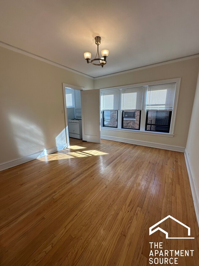 property at 1307 Oak Ave
