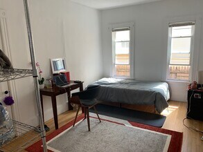 7 Arnold Ct, Unit 1 in Somerville, MA - Building Photo - Building Photo