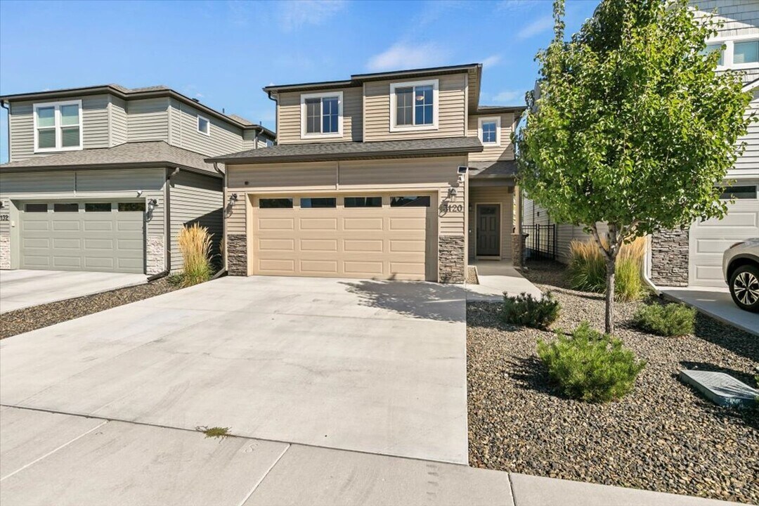 3120 N Chianti Ave in Meridian, ID - Building Photo