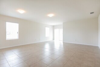 714 SW 6th St in Cape Coral, FL - Building Photo - Building Photo