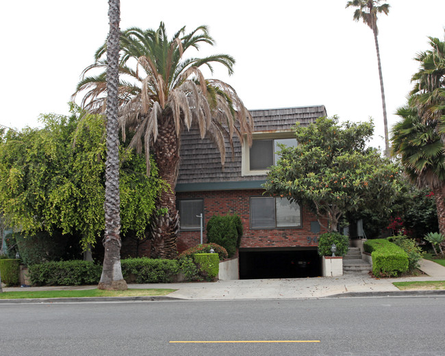 944 6TH St in Santa Monica, CA - Building Photo - Building Photo