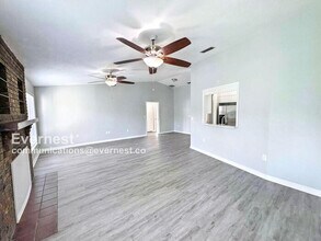 8321 Brandeis Cir E in Sarasota, FL - Building Photo - Building Photo