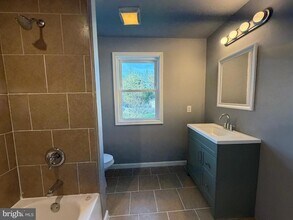 5517 Schumacher Dr in Bristol, PA - Building Photo - Building Photo