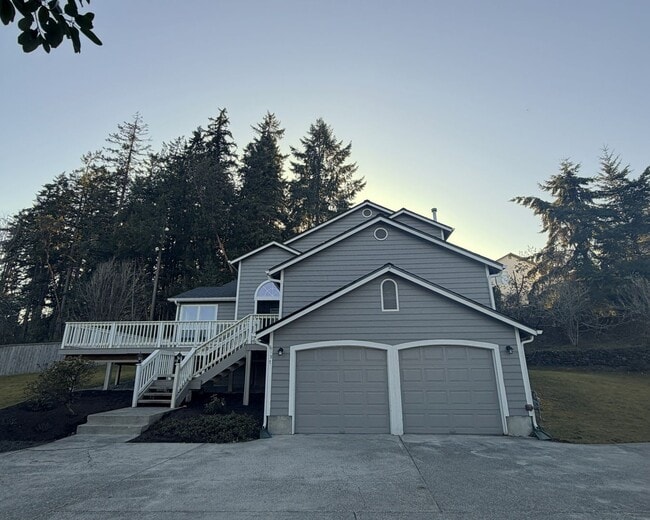 property at 6157 Oceanside Pl NE