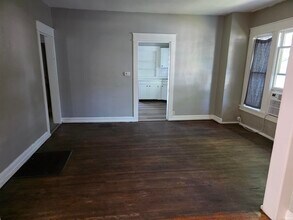 610 S Washington St in Bloomington, IN - Building Photo - Building Photo