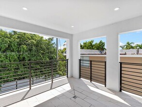 1134 71st St in Miami Beach, FL - Building Photo - Building Photo