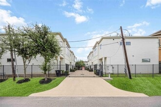 8526 S David St in Houston, TX - Building Photo - Building Photo